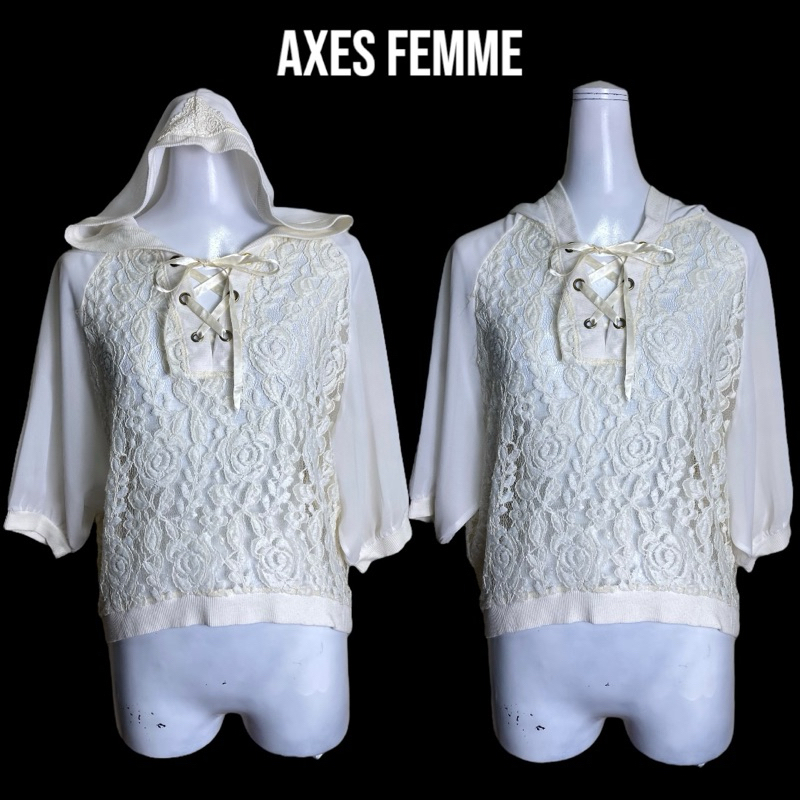 Axes Femme เสื้อแขนสั้นผ้าลูกไม้สีเบจ