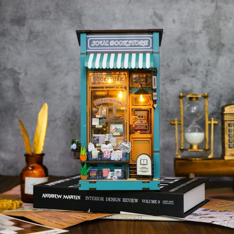 [พร้อมส่ง] Soul Bookstore DIY Book Nook คู่มือENG