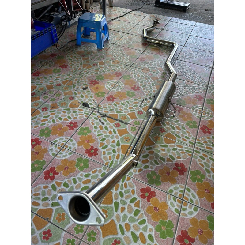 ท่อไอเสียสแตนเลสชุดกลาง ตรงรุ่น Yaris ปี 07-11,12-13 RS ปี 14-24