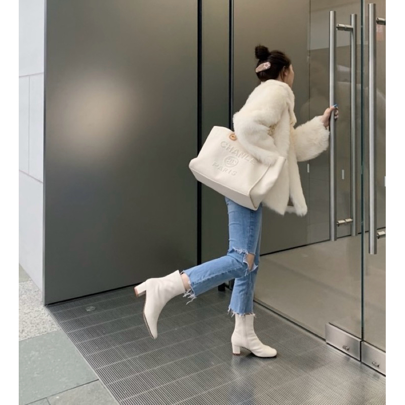 Chole G : Heka Soft Fur Short Boots รองเท้าบูทหนังส้นสูง หนังpremium บุขนหนา  กันหนาว 0องศา ส้นสูง5cm (SH0186)