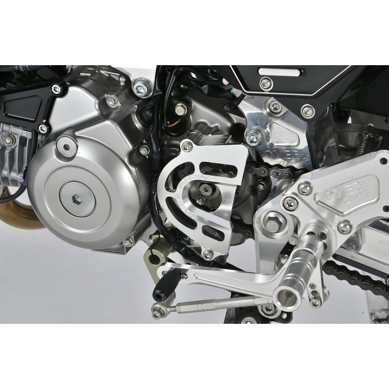 บังสเตอร์หน้า Over racing สีเงิน สำหรับ Monkey125/Dax125 รุ่น5เกียร์