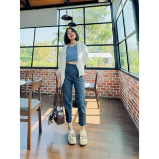 (ZD) ARTHITTAYA.BRAND กางเกง8 ส่วน ซิปข้าง ผ้ายีนส์สะกิดลายด…