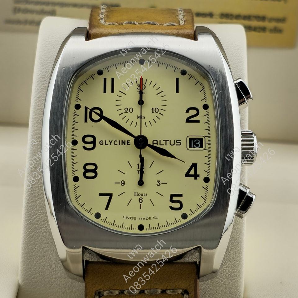 Glycine Altus chronograph safari