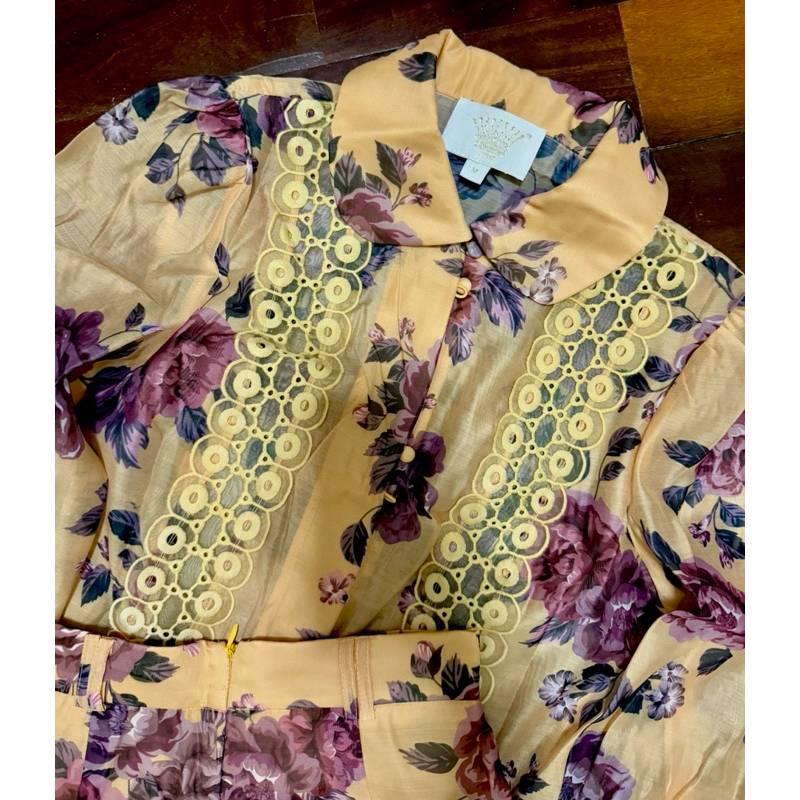 เซ็ทเสื้อกระโปรงเหลือง (Sistar)