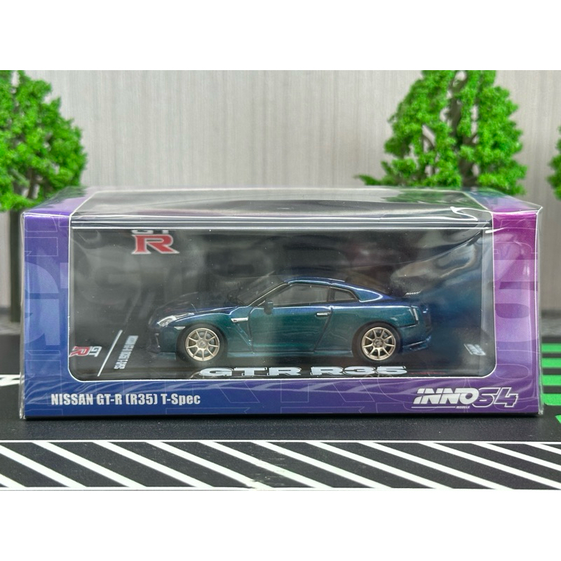 Inno64 Nissan GTR R35 สีม่วง Midnight Purple