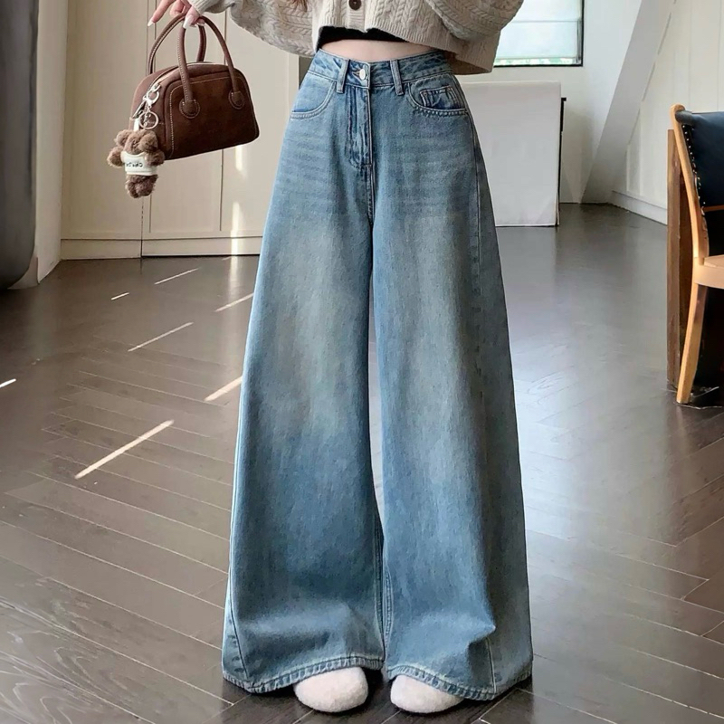 (XS-6XL) jinjeans กางเกงยีนส์ขากระบอกแต่งเฟด ปลายขาบาน กระบอกใหญ่ เลื่อนดูรูปสินค้าจริงก่อนกดสั่ง (606สีอ่อน) ผู้หญิง Wo