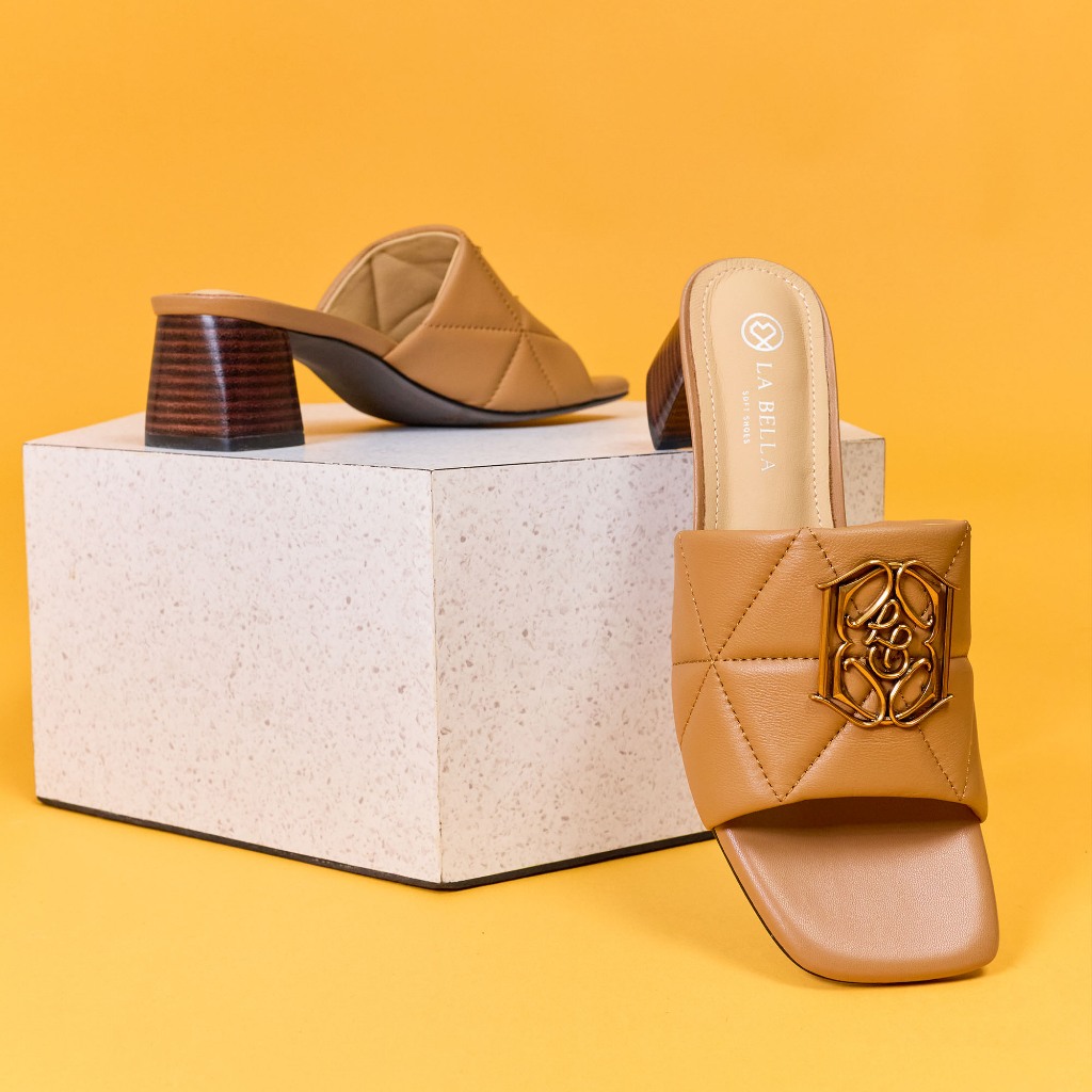 LA BELLA รุ่น ELEGANTE WOODEN SANDALS  - APRICOT