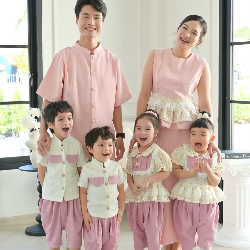[ ส่งฟรี 🔥 ] ชุดไทยสีชมพู ชุดครอบครัว ชุดออกงานพ่อแม่ลูก ชุดออกงานคู่