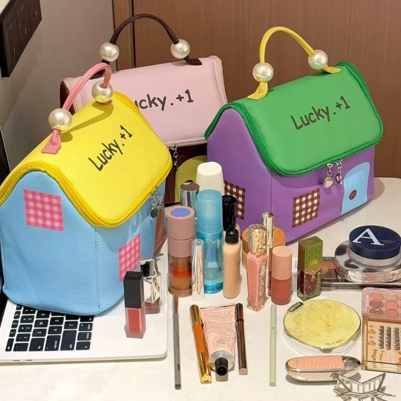 【ส่งจากกทม|พร้อมสต็อก】 แฟชั่นเดน บ้านรูปร่างกระเป๋าเครื่องสําอาง,กระเป๋าคลัทช์ไนลอนมือถือแต่งหน้ากระเป๋า