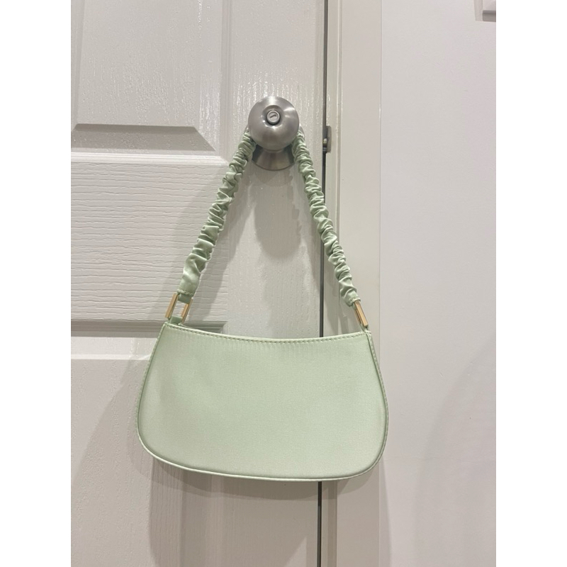 กระเป๋า The July Mansion