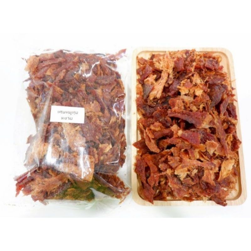เศษหมูทุบหยาบ ถุง 1 กก. เป็นขนมน้องหมา ขนมน้องแมว ต้มผสมข้าวไม่เค็ม ไม่มีสารกันเสีย  อาหารสัตว์รัก อาหารแมว อาหารสุนัข