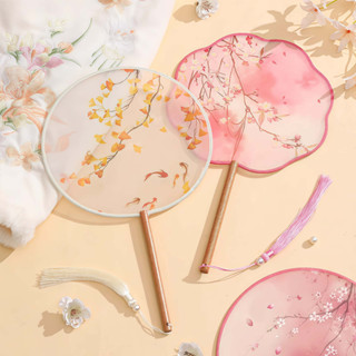 พัดโบราณ🪭 พัดกลม🪭 พัดกลมใส  ผ้าไหมกึ่งโปร่งแสง พู่ ด้ามจับไม…