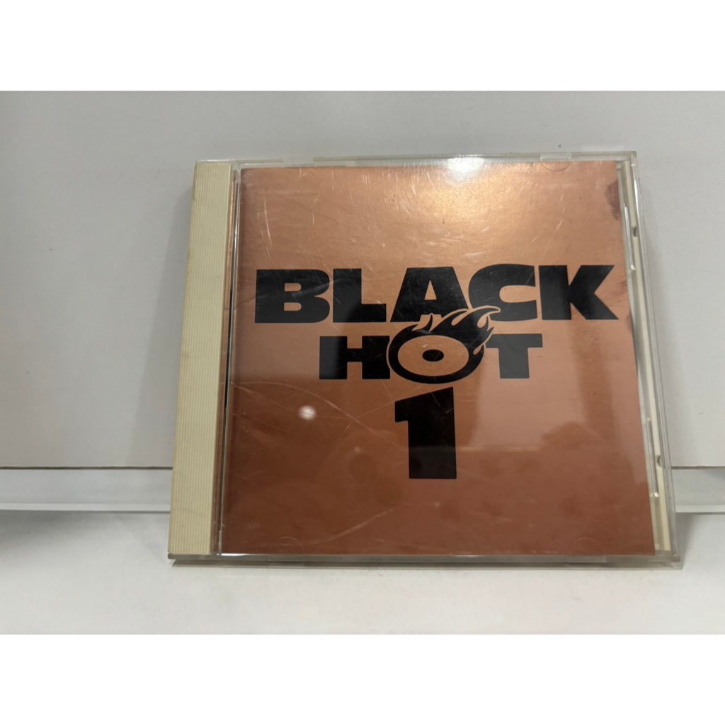 1 CD MUSIC  ซีดีเพลงสากล       BLACK HOT(1) - Amazon.com Music    (B17A58)