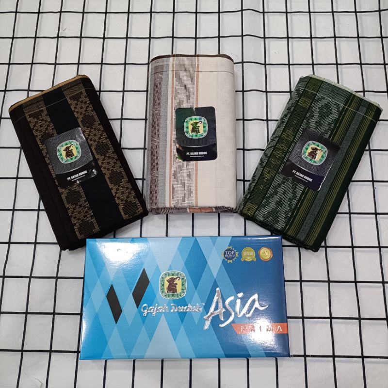 ผ้าโสร่งผู้ชาย ผ้านุ่งตราช้าง ผ้าสวยเย็บแล้ว กล่องฟ้า