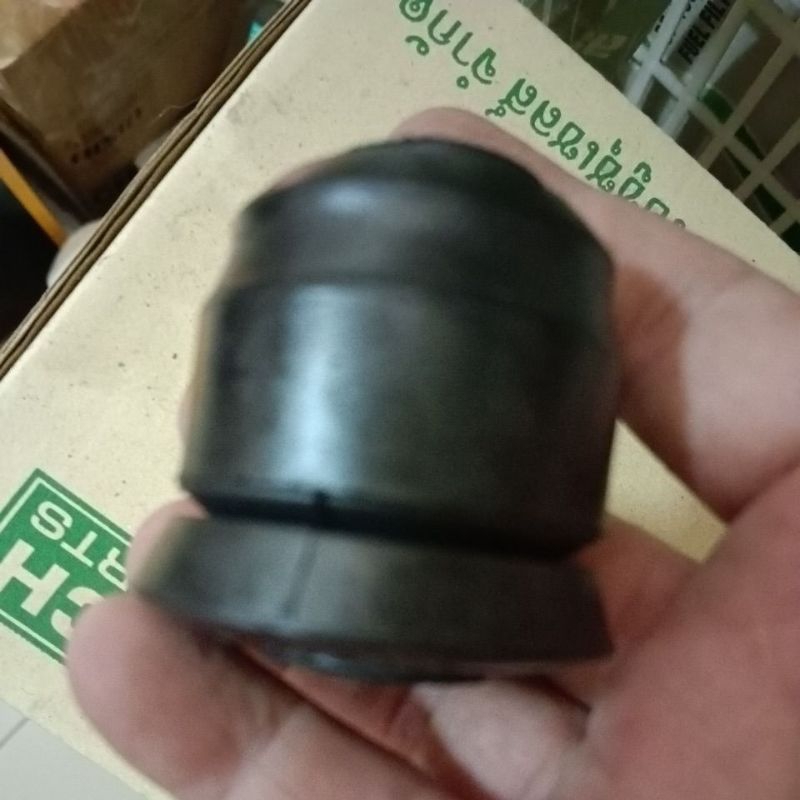 บูชปีกนกบนไซโคลน  bigm sd23 4ตัว250บ.