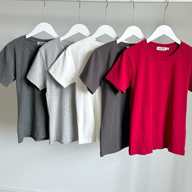 Uni Basic เสื้อยืดผู้หญิง ทรงเบสิค ผ้าคอตตอนยูนิ (มี4 ไซส์) รูปที่ 2