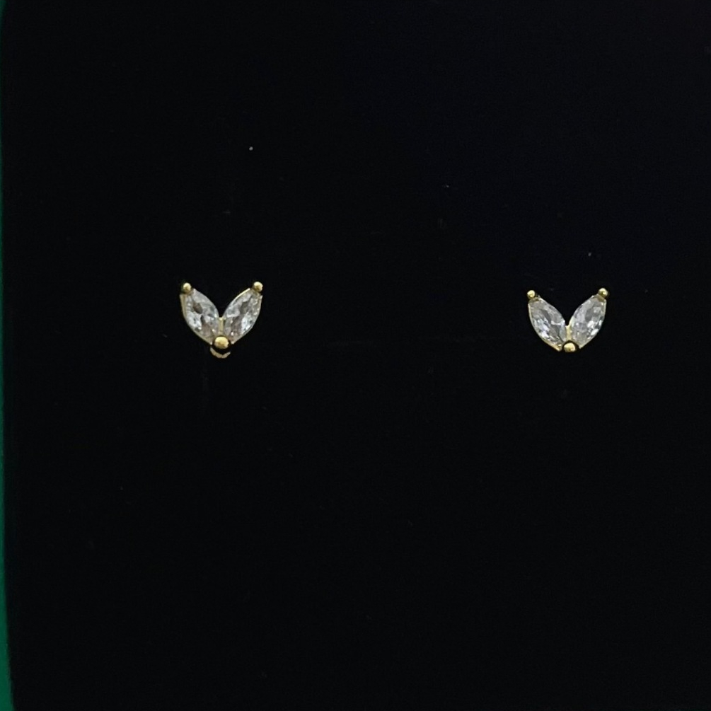 369-littlegirl gifts-Crown ear bone studs earrings