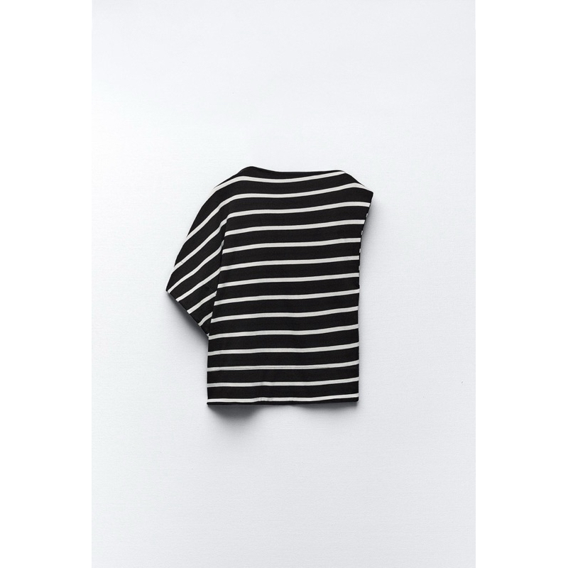 เสื้อZara Striped Asymmetric T-Shirt