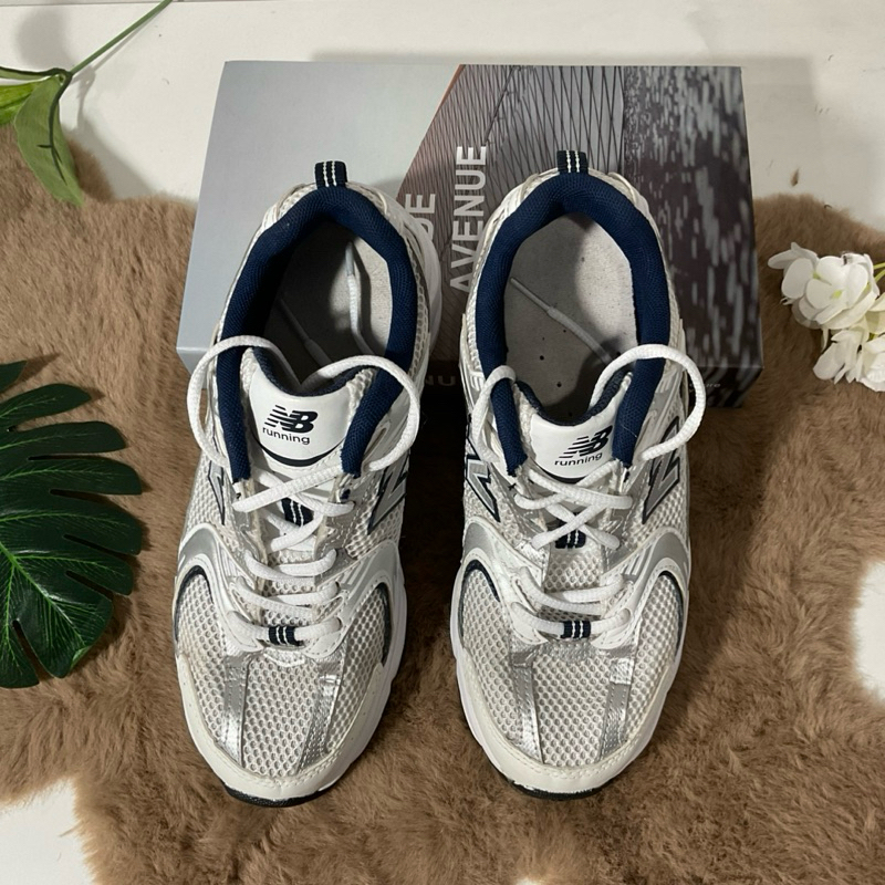 [ใช้โค้ดลด 30%ได้และส่งฟรี] รองเท้า New Balance 530 White Natural Indigo (MR530SG) ของแท้ มือสอง Siz