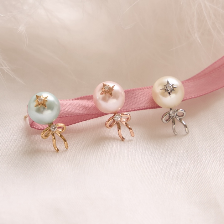 earika.earrings - balloon ribbonie ต่างหูบอลลูนไข่มุก วัสดุสแตนเลส (stainless steel)