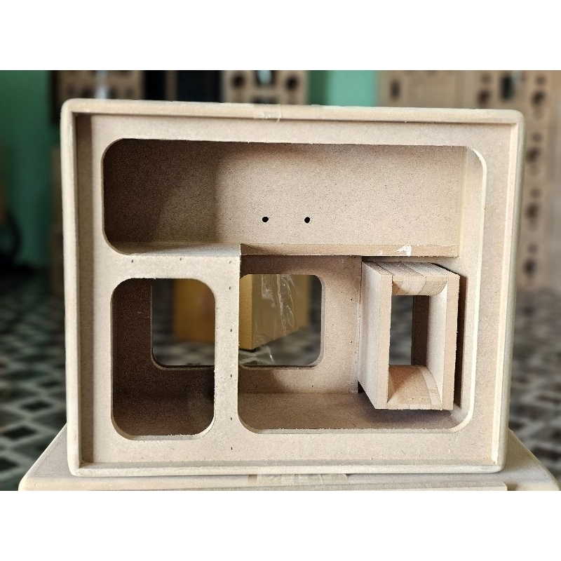 ลำโพง แบนพาส 6.5  รุ่น424new กระแทกข้าง พร้อมอคิริคหน้า กลาง 4 นิ้ว 2 ดอก เสียงแหลม 2นิ้วhk 2ดอก  เพลท 6×26 ไม้12มิล