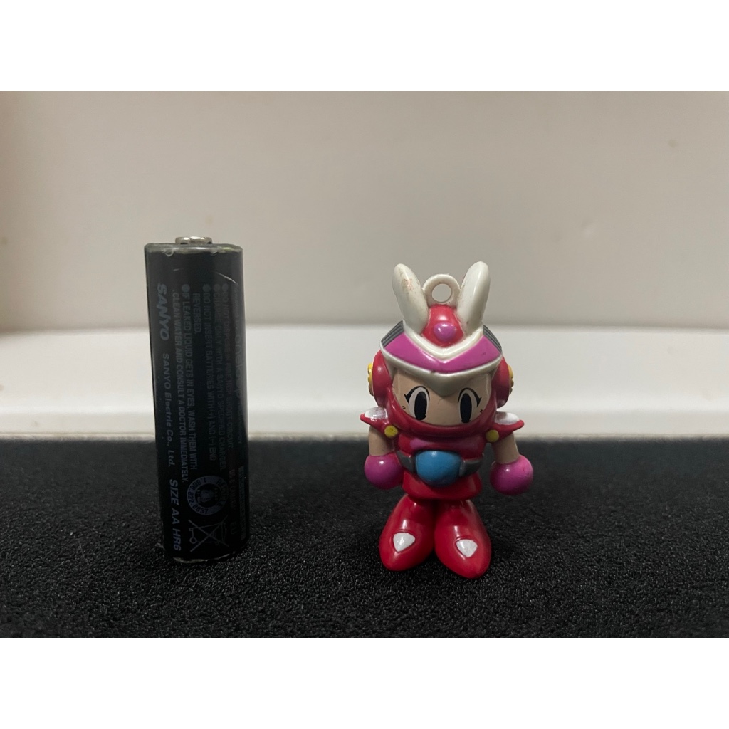 Takara B daman B-daman Bomberman Figure Sofubi Keychain Aka-bon Helmet