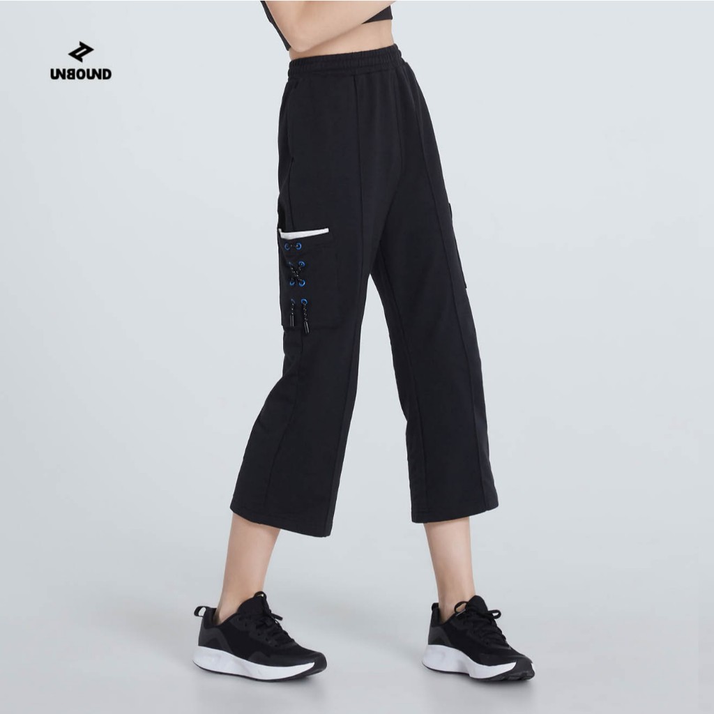 UNBOUND 16DOTS TRACK PANTS กางเกงผู้หญิง ขา 3 ส่วน สีดำ