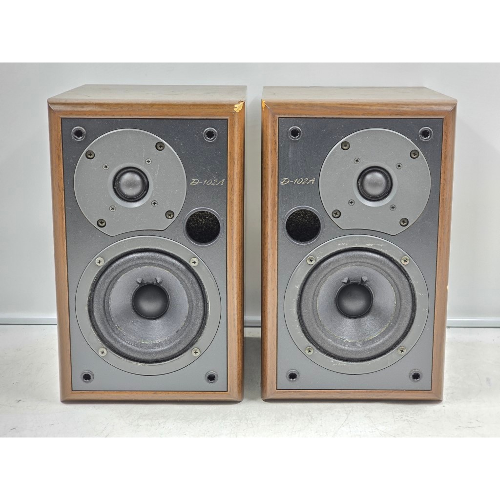 BA74 ลำโพง 1 คู่ มือสองญี่ปุ่น (298) ONKYO D-102A 80W 6 โอห์ม Woofer 4.5 นิ้ว Size ตู้ 18.5x22x29.5C