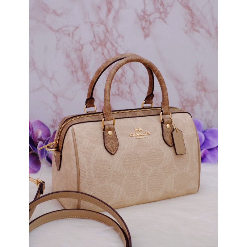 Coach CY679 Rowan Satchel Bag กระเป๋าสะพายข้าง มีสายยาวถอดได้ มีหูหิ้วได้ค่ะ