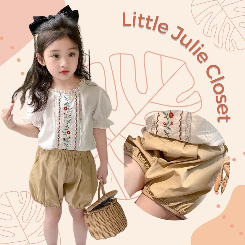 Julie Picnic in the garden set