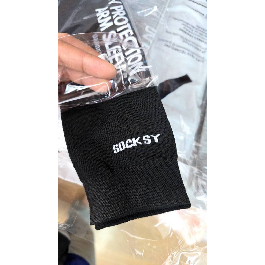 ปลอกแขนกันแดด ยี้ห้อ Socksy เนื้อหนา นุ่ม เนื้อไหมพรม ระบายอากาศได้ดี ราคาต่อ 1 คู่(มีราคาส่ง) - รูปที่ 7