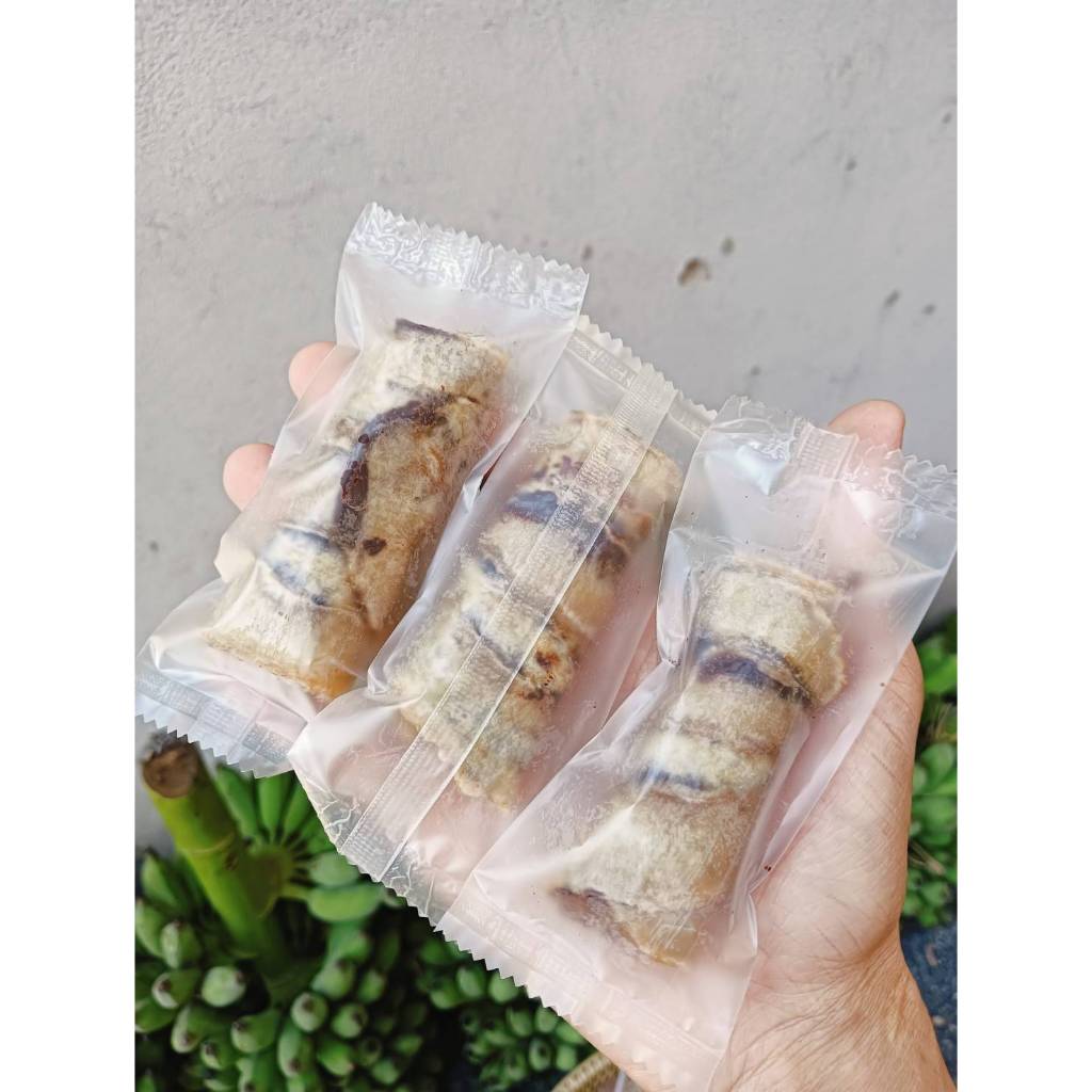 กล้วยม้วนโรล ช็อกโกแลต ไส้มะม่วงหิมพานต์