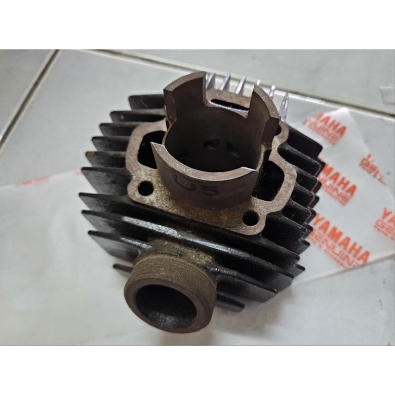 เสื้อสูบ แท้ใหม่ ญี่ปุ่น Yamaha Mate 50cc. U5 U5E MF3 Cylinder