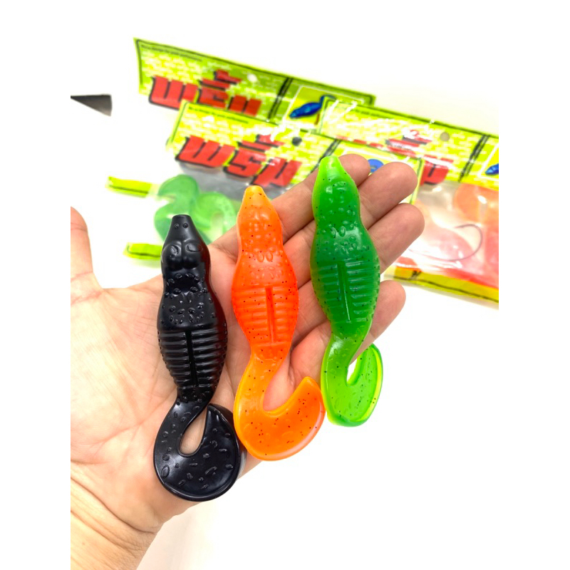 เหยื่อยาง พริ้ม เจอรี่ 4.0 JERRY 4.0 ขนาด 4 นิ้ว น้ำหนัก 15 กรัม 1ซอง บรรจุ 4 ตัว แถมเบ็ด 6/0 : 1 ตั