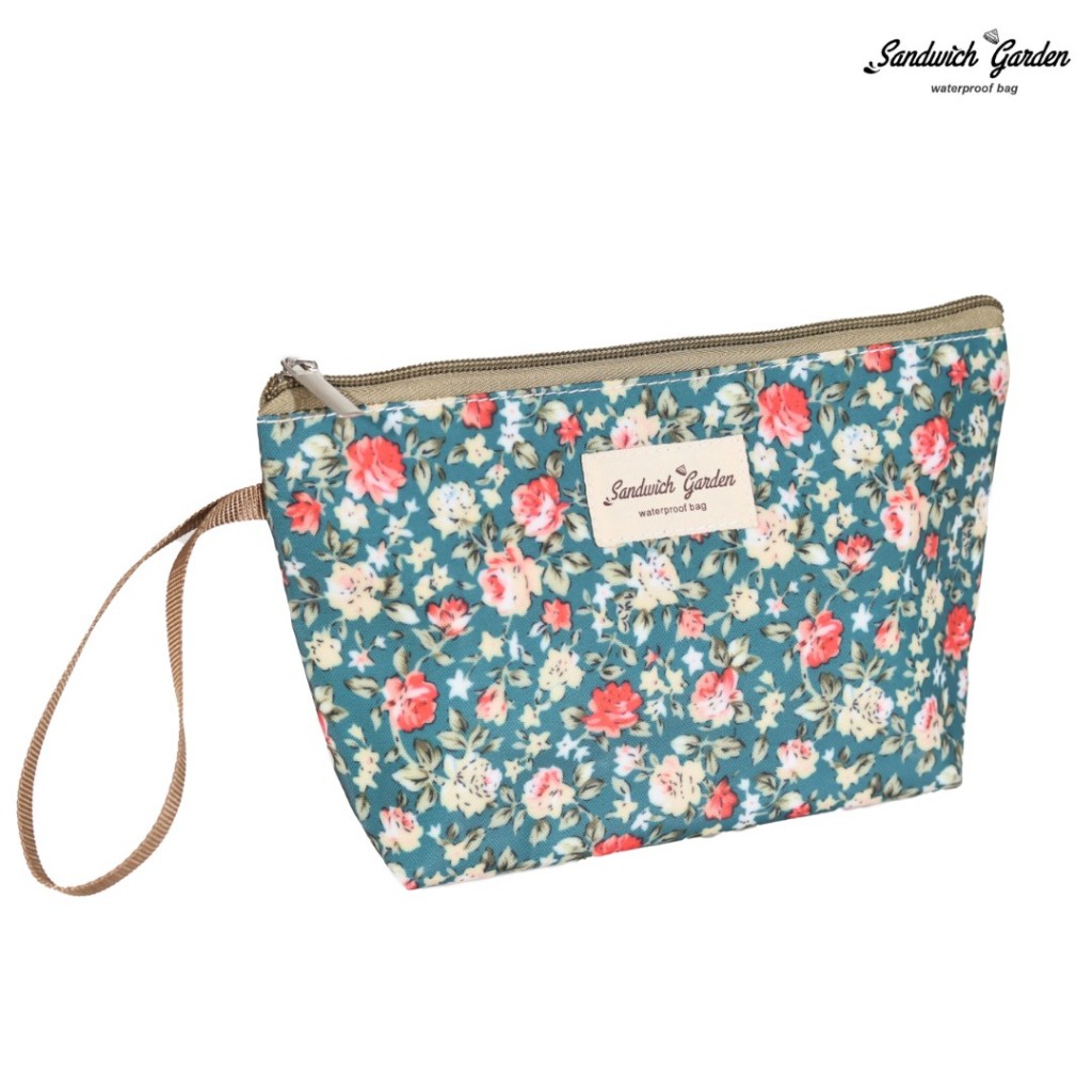 กระเป๋าใส่เครื่องสำอางค์ ไซส์เล็ก วัสดุผ้าเคลือบกันน้ำแบบเนื้อด้าน แบรนด์ Sandwich Garden