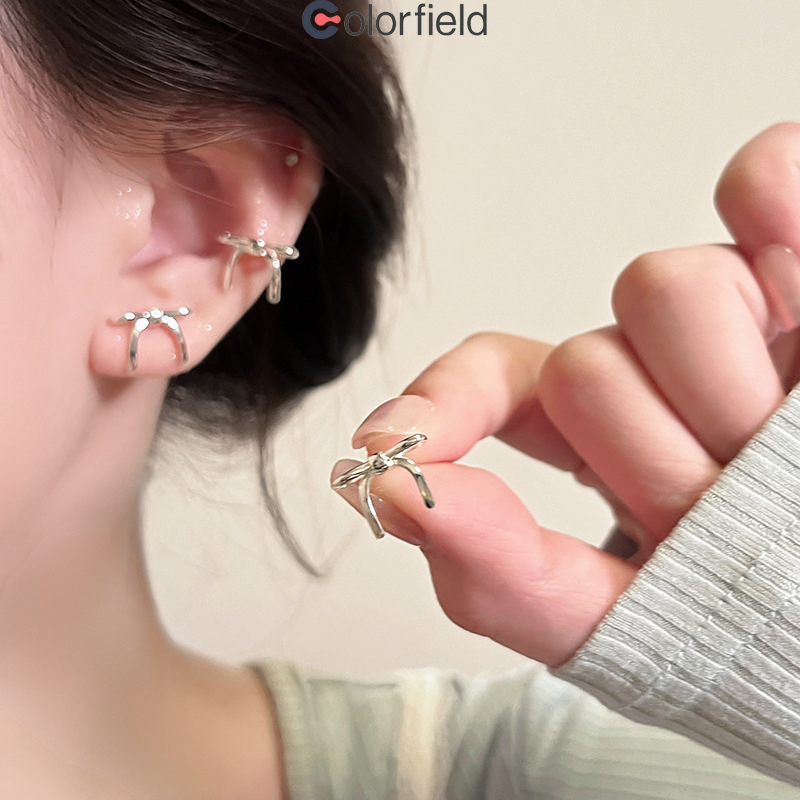Colorfield ต่างหูสตั๊ดประดับโบว์ แฟชั่น เรียบง่ายละเอียดอ่อนสไตล์เกาหลี นักเรียนสำหรับผู้หญิง ป้องกันหู ไม่ทําให้แพ้ง่าย ราคา ถูกที่สุด ดีลบีเคเค รูปภาพหลัก