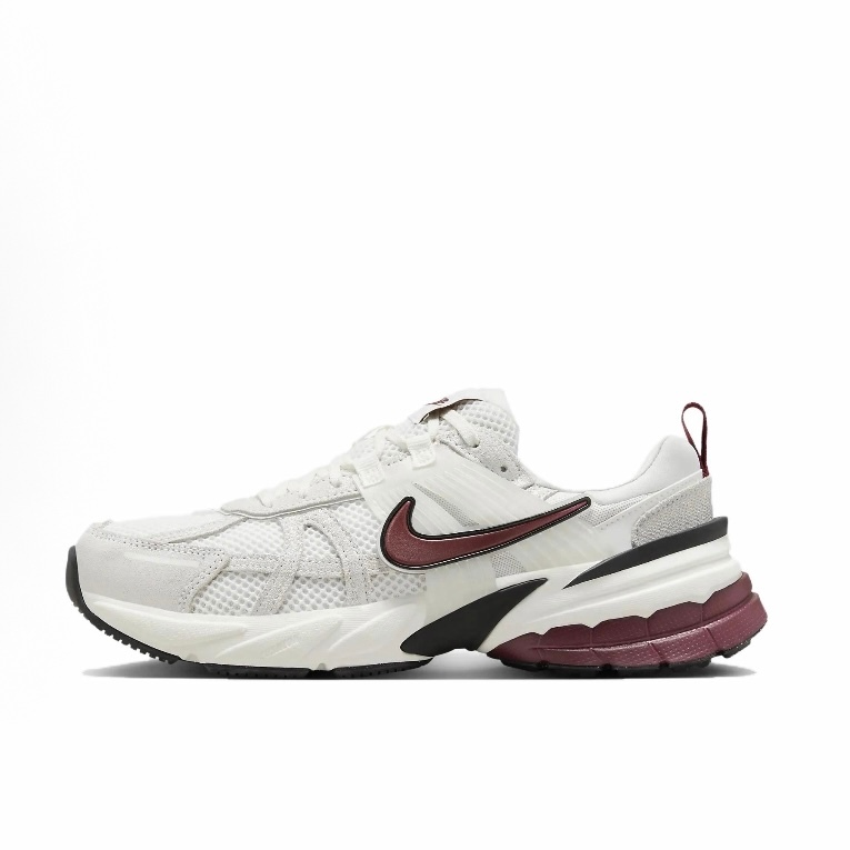 รองเท้าผ้าใบ Nike V2K Run Women Sneakers ของแท้100%