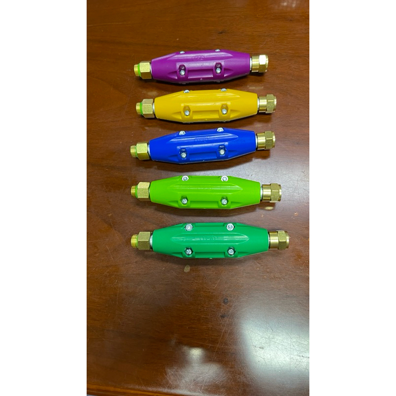 ด้ามจับพ่นยาซิ่ง เกลียวผู้-เมียทองเหลือง ขนาดเกลียว2หุน สามารถต่อเข้ากับก้านแป๊บสแตนเลสและสายพ่นยาไทย-จีนได้