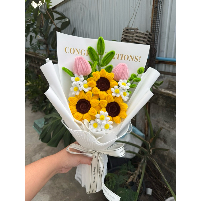 ช่อดอกไม้ลวดกำมะหยี่ ทานตะวัน3ดอก ทิวลิป 2ดอก