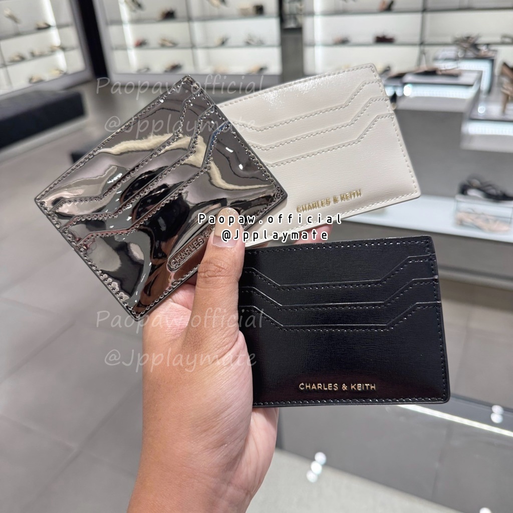 กระเป๋าใส่บัตร Charles & Keith รุ่นCarli Multi-Slot Card Holder : CK6-50681163 แท้จากชอป 100%