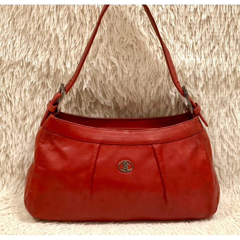 กระเป๋าหนัง มือสอง แบรนด์ MONTAGUT PARIS สภาพสวย มีช่องใส่ของช่อง 2 ช่อง ภายในสะอาด