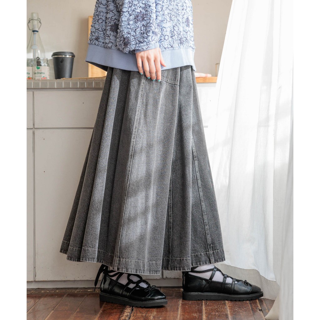 niko and …  Belted Flared Skirt