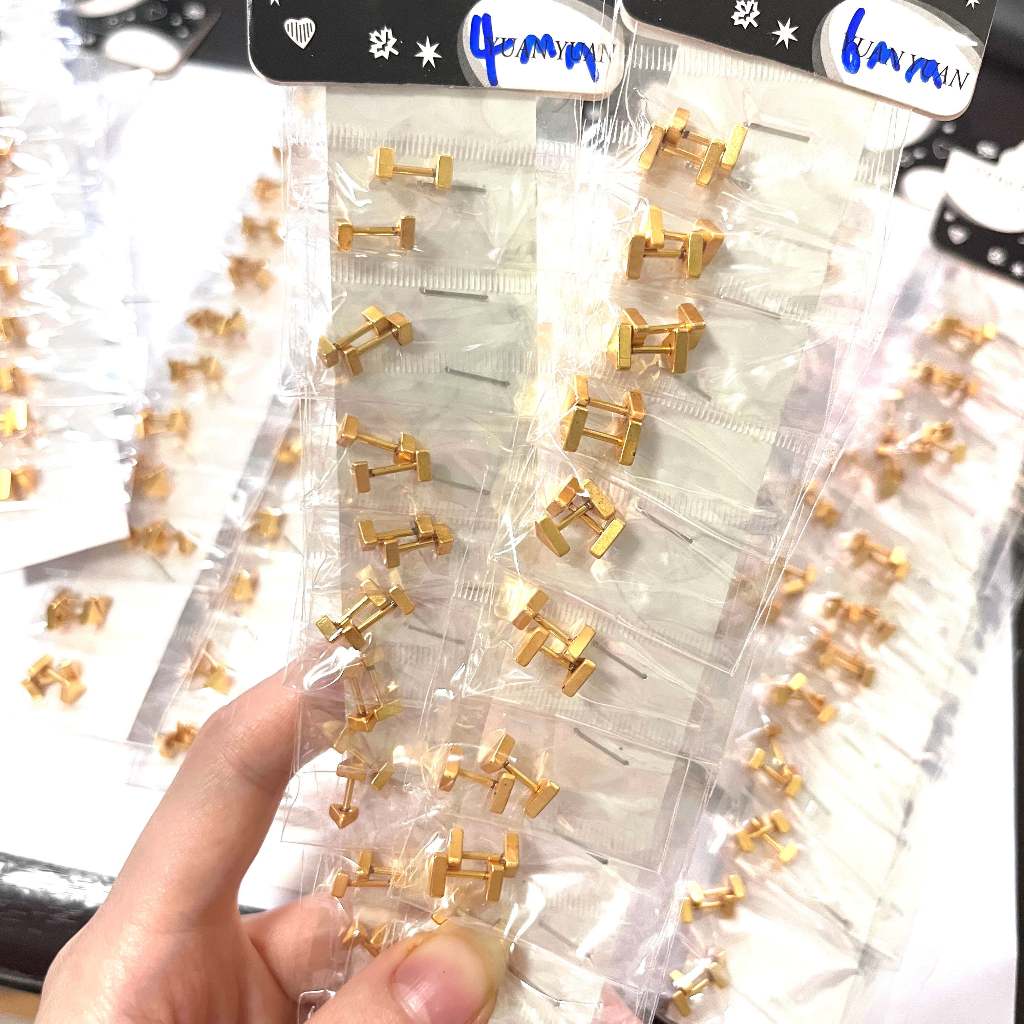 24pcs/12 คู่-สแตนเลส-ต่างหู ตุ้มหู จิว ต่างหูผู้ชาย สามเหลี่ยมต่างหู-ทอง/