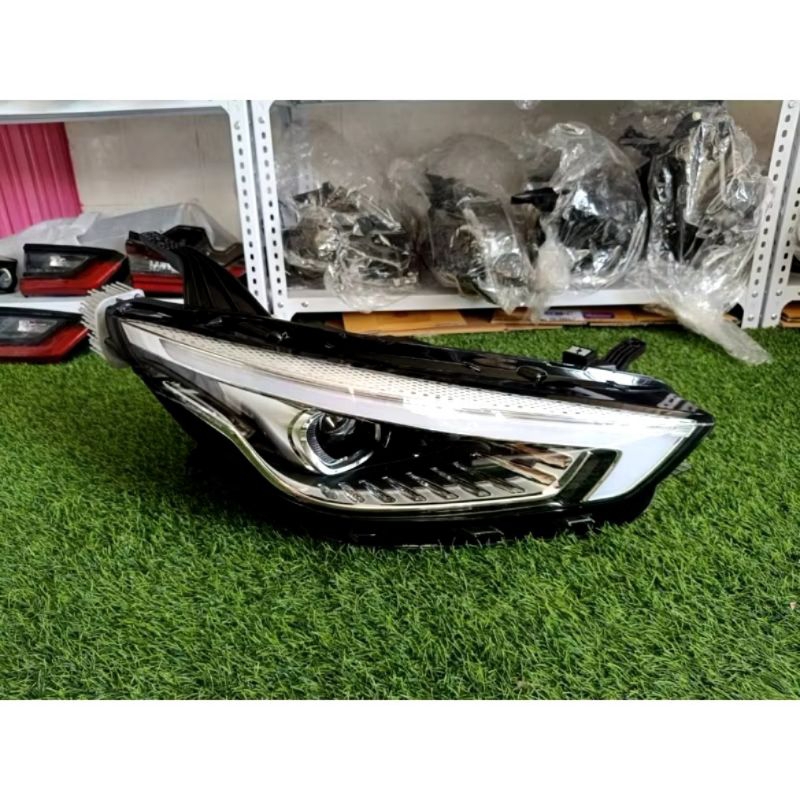 ไฟหน้าเอ็มจี mg zs 2019-2021 ข้างขวาฝั่งคนขับ โคมแท้มือ2สภาพสวยๆ ระบบไฟติดครบ (เดย์ไลท์ไม่ขาวไม่เหลื