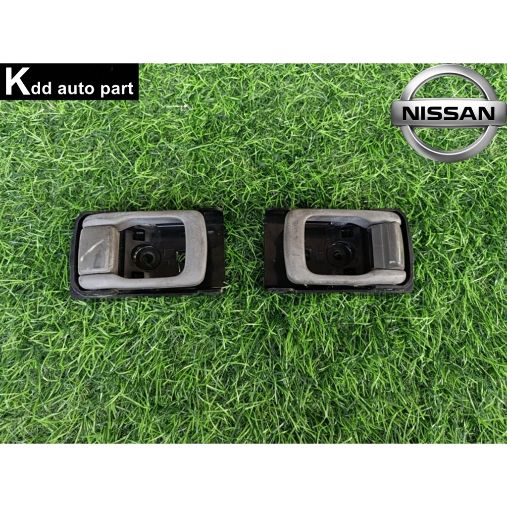 มือเปิดใน ( หลังซ้าย , หลังขวา ) Nissan NV Van 5 ประตู