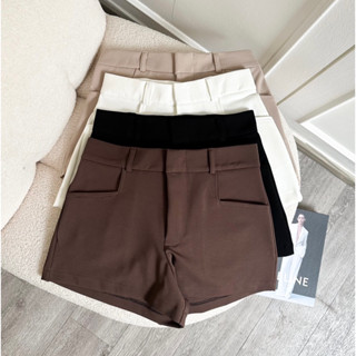 JUSS SHORT PANTSกางเกงขาสั้นเอวต่ำ มีกระเป๋าหน้าและหลัง🔥พร้อ…