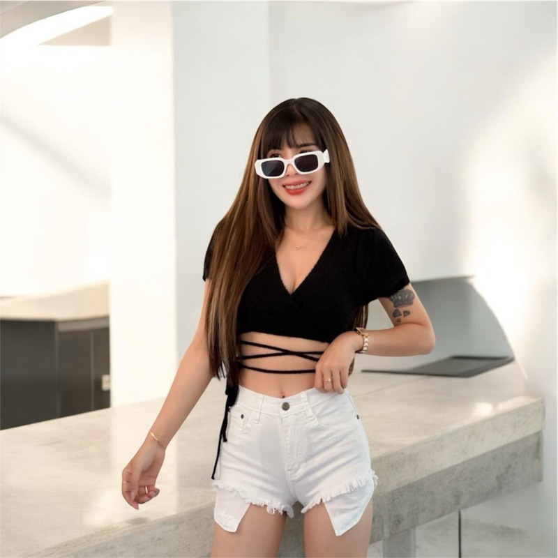 กางเกงยีนส์ขาสั้นเอวสูงผ้ายืดงานป้าย🦋BB🦋ดีเทลกระเป๋าแลบทรงหน้าสั้นหลังยาวเก็บทรงสวยใส่เข้ารูป