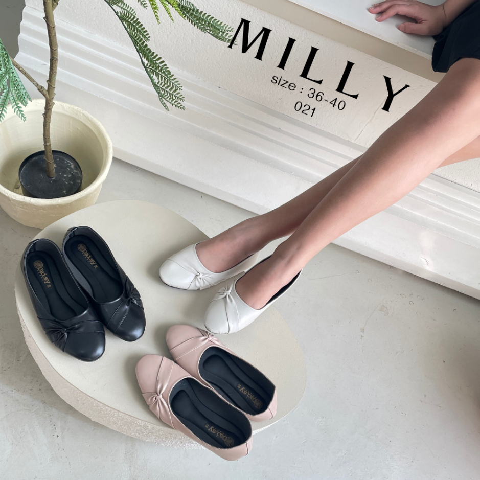 Sharisa Shoes รุ่น MILLY (021) รองเท้าคัชชู พื้นนิ่ม หัวมน ส้นแบน หนังมันเงา หน้าโบว์คาดข้าง สวยเรียบง่าย ใส่สบาย