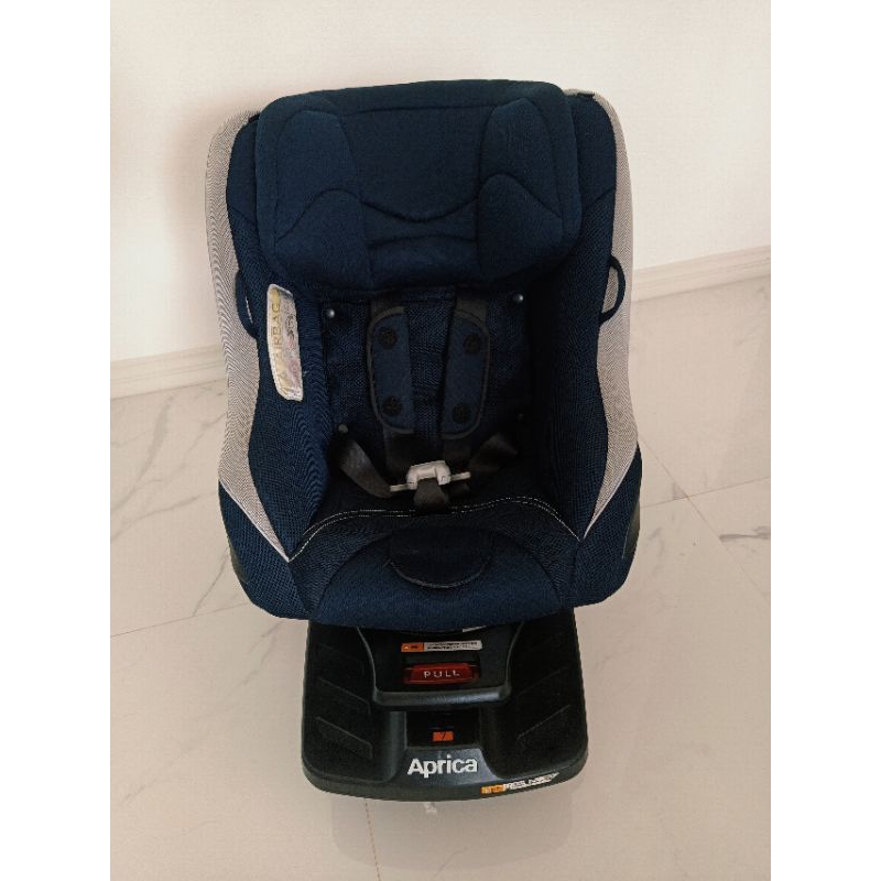 Aprica คาร์ซีท รุ่น Cururila