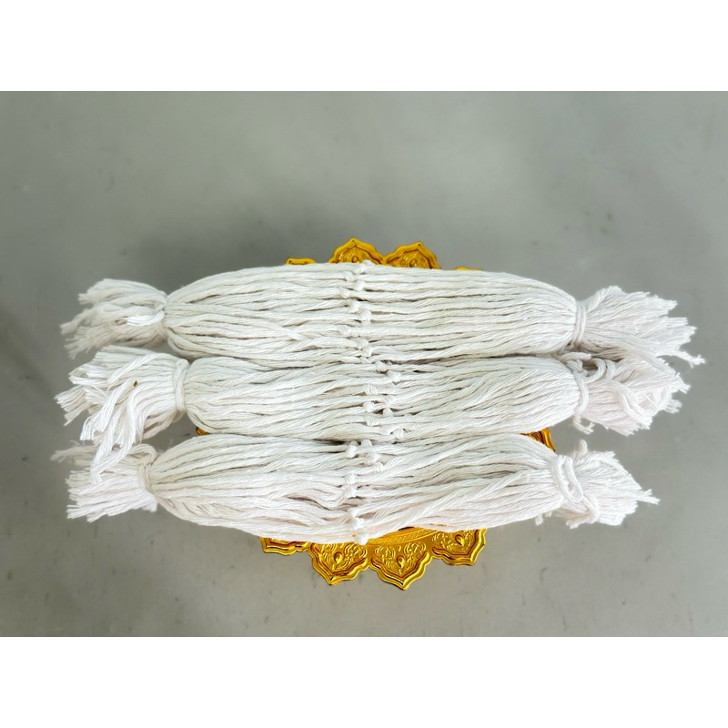 สายสิญจน์ผูกข้อมือ ด้ายสายสิญจน์ 9 เส้น ด้ายผูกข้อมือ ด้ายผูกข้อมือแต่งงาน 100เส้น